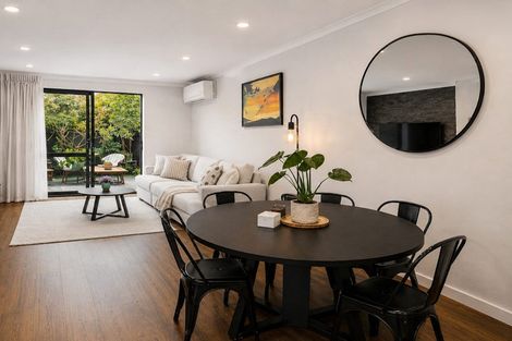 Photo of property in 36 Wharara Lane, Massey, Auckland, 0614