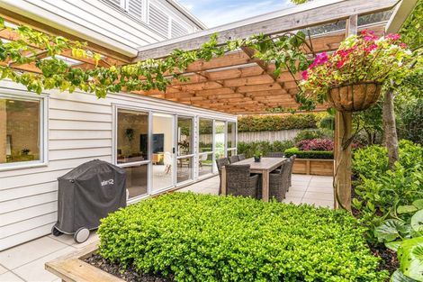 Photo of property in 2/54 Norwood Road, Bayswater, Auckland, 0622