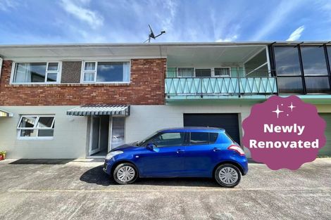 Photo of property in 3/120 Titirangi Road, New Lynn, Auckland, 0600