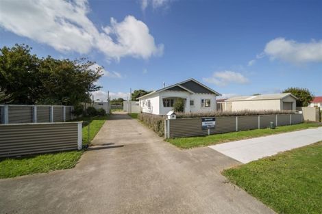 Photo of property in 30 Tauhuri Street, Manaia, 4612