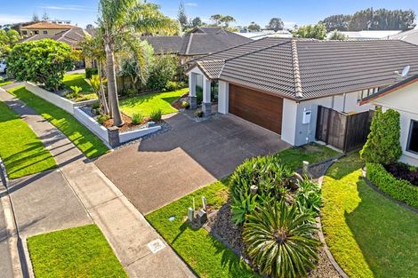 Photo of property in 49 Palm Springs Boulevard, Papamoa Beach, Papamoa, 3118
