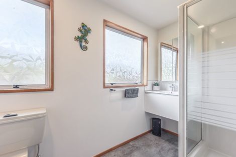 Photo of property in 10a Huia Street, Waikawa, Picton, 7220