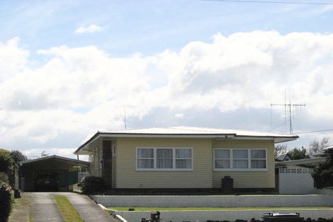 Photo of property in 14 Konini Street, Tawhero, Whanganui, 4501