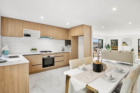 Photo of property in 21c Kingdale Road, Henderson, Auckland, 0610