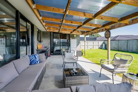 Photo of property in 15 Customhouse Street, Bell Block, New Plymouth, 4312