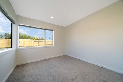 Photo of property in 400 Main Road, Huapai, Kumeu, 0810
