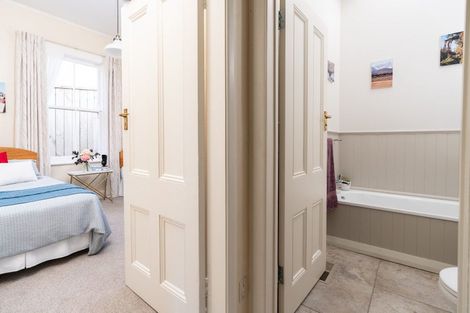 Photo of property in 13 West Road, Northland, Wellington, 6012