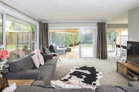 Photo of property in 26 Erin Crescent, Mairehau, Christchurch, 8013