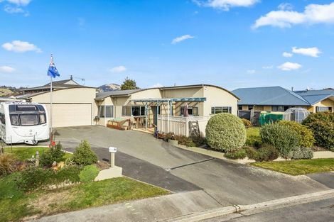 Photo of property in 18 Rowan Place, Mosgiel, 9024