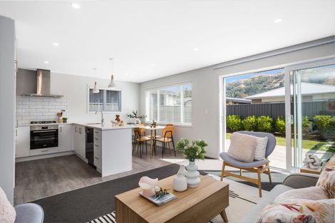 Photo of property in 12 Torea Place, Kenepuru, Porirua, 5022