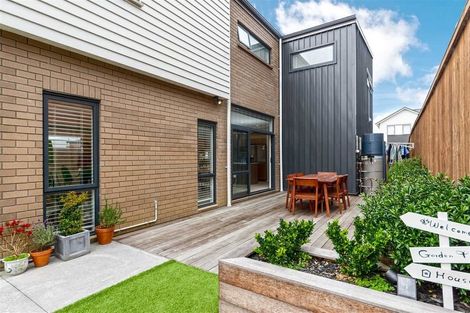 Photo of property in 21 Mapou Road, Hobsonville, Auckland, 0616