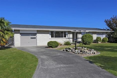 Photo of property in 11 Crichton Place, Taradale, Napier, 4112