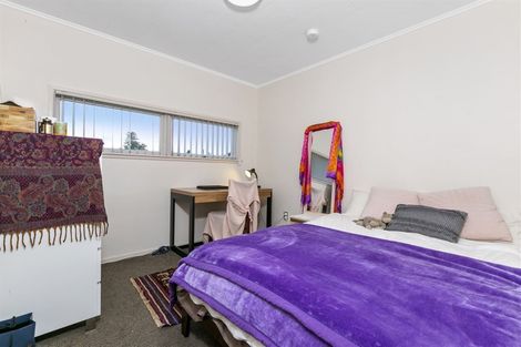 Photo of property in 2/59 Hillsborough Road, Hillsborough, Auckland, 1042