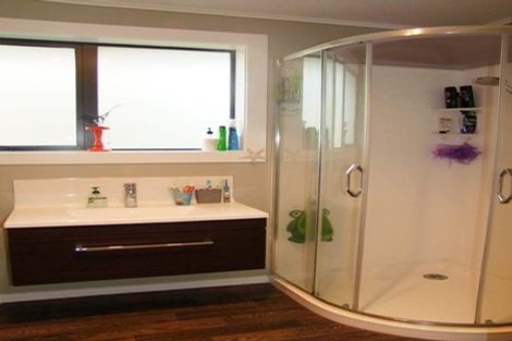 Photo of property in 15 Moore Street, Milton, 9220