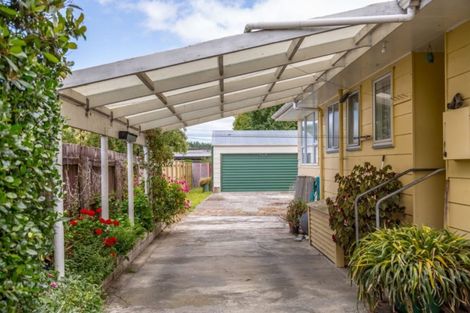 Photo of property in 5 Baillie Crescent, Carterton, 5713