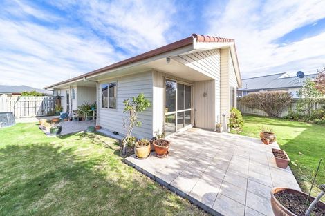 Photo of property in 8 Belgrove Place, Waipukurau, 4200