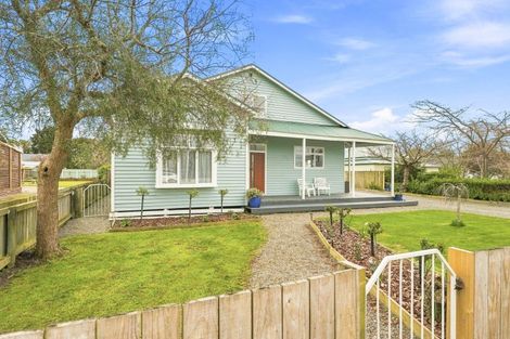 Photo of property in 8 Albert Street, Pahiatua, 4910