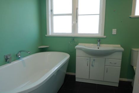 Photo of property in 5 Kaimanawa Street, Paraparaumu, 5032