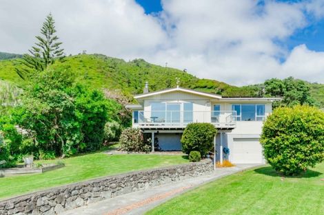 Photo of property in 93 Winara Avenue, Waikanae, 5036