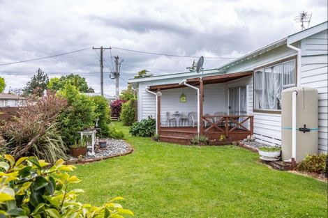 Photo of property in 15 Brooklyn Road, Carterton, 5713