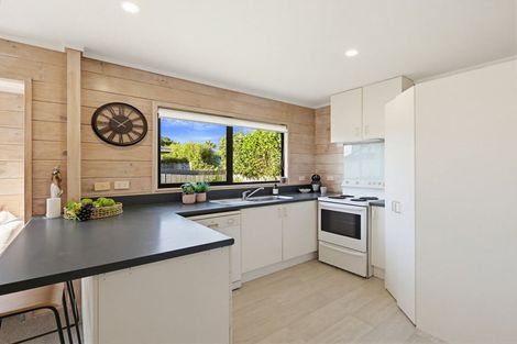 Photo of property in 2/434 Hibiscus Coast Highway, Orewa, 0931