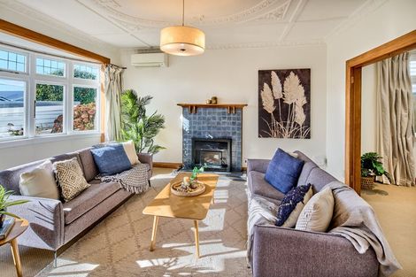 Photo of property in 13 Firth Terrace, Karori, Wellington, 6012