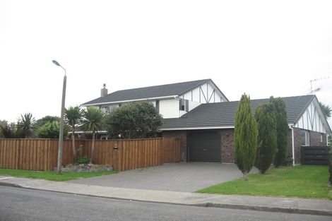 Photo of property in 18 Anaru Street, Raumati Beach, Paraparaumu, 5032