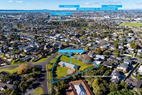 Photo of property in 2 Burgundy Park Avenue, Henderson, Auckland, 0612