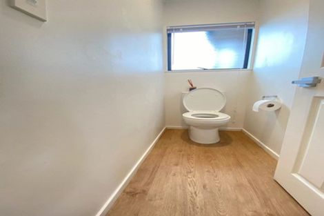 Photo of property in 2/73 Bond Crescent, Forrest Hill, Auckland, 0620