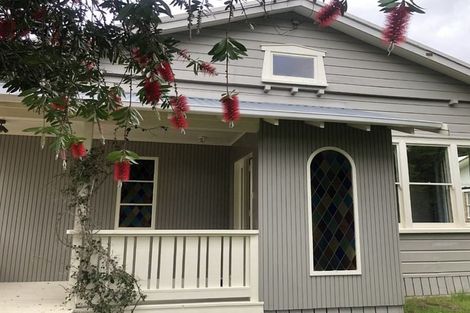 Photo of property in 31 Forest Lake Road, Forest Lake, Hamilton, 3200