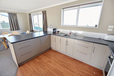 Photo of property in 2 Totara Drive, Twizel, 7901