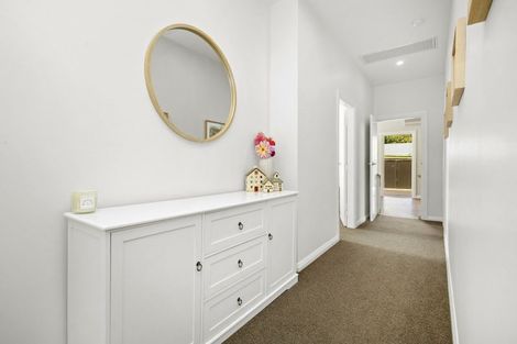 Photo of property in 43 Seddon Street, Wallaceville, Upper Hutt, 5018