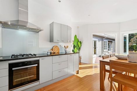 Photo of property in 35 Paparoa Street, Papanui, Christchurch, 8053