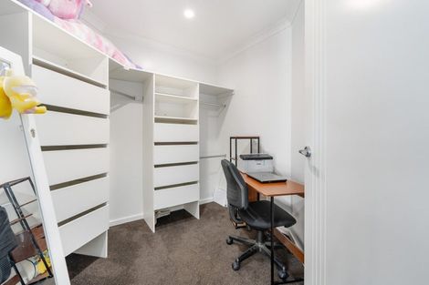 Photo of property in 1 Vaucluse Heights, Fitzherbert, Palmerston North, 4410