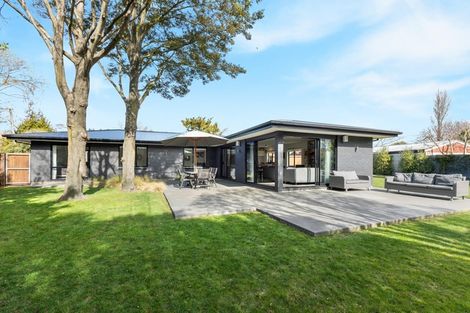 Photo of property in 228 Opawa Road, Hillsborough, Christchurch, 8022