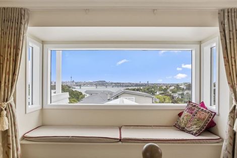 Photo of property in 31 Seaview Avenue, Northcote, Auckland, 0627