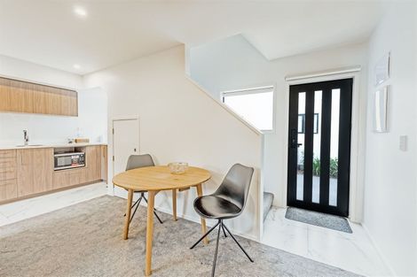 Photo of property in 12/221 Armagh Street, Christchurch Central, Christchurch, 8011