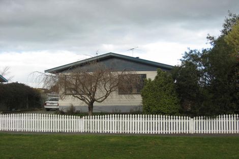 Photo of property in 19 Lincoln Road, Carterton, 5713