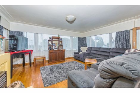 Photo of property in 1/88 Mcannalley Street, Manurewa East, Auckland, 2102