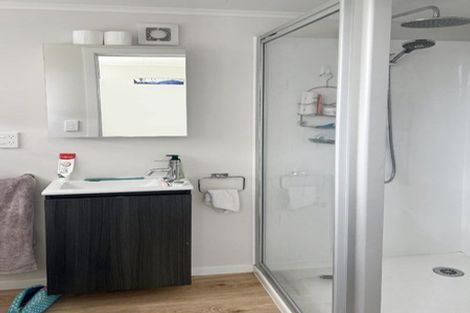 Photo of property in 13 Augustus Street, Carterton, 5713