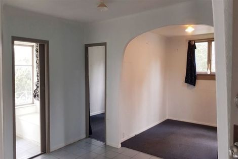 Photo of property in 44 Chamberlain Road, Massey, Auckland, 0614