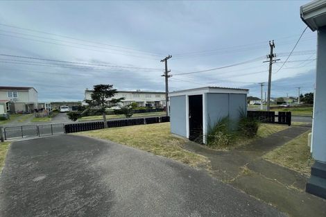 Photo of property in 2 Tiki Street, Castlecliff, Whanganui, 4501