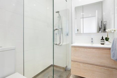 Photo of property in 405/246 Khyber Pass Road, Grafton, Auckland, 1023