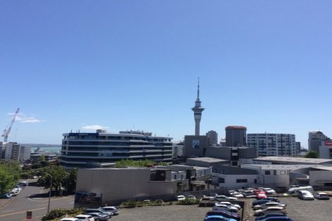 Photo of property in 4b/22 Beresford Square, Auckland Central, Auckland, 1010