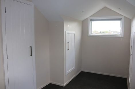 Photo of property in 11 Winston Avenue, Hokowhitu, Palmerston North, 4410