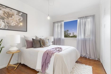 Photo of property in 1/7 Evan Street, Belmont, Auckland, 0622