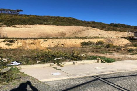 Photo of property in 52 Ruthven Road, Wainuiomata, Lower Hutt, 5014