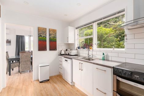 Photo of property in 9 Dormar Place, Churton Park, Wellington, 6037