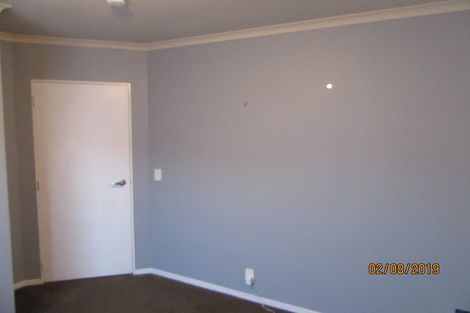 Photo of property in 32a Aniseed Grove, Timberlea, Upper Hutt, 5018