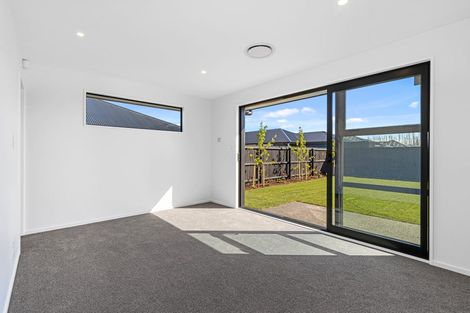 Photo of property in 5 Ligget Place, Woodend, 7610